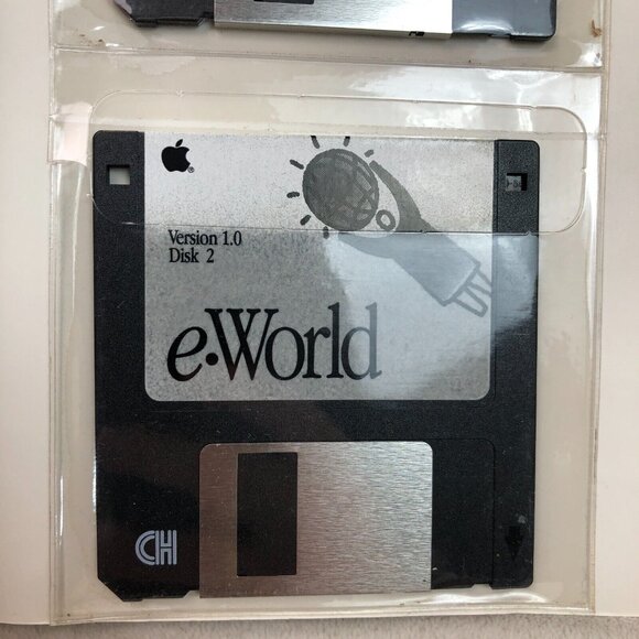e-World The Official Guide for Macintosh Users by Cary Lu & J Milligan w/ Floppy - Picture 7 of 8